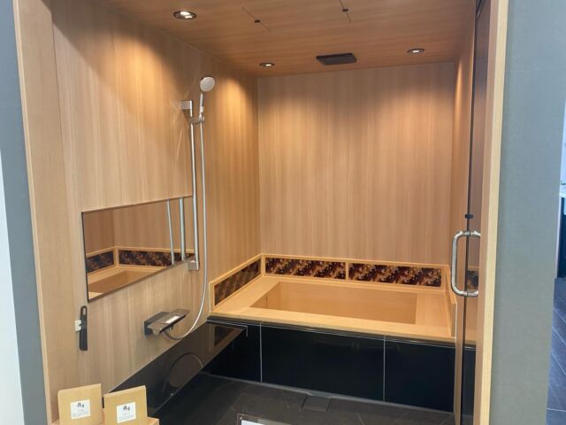 お客様に同行してショールームに行ってきました。たくさんの商品があり迷ってしまいますね。
………………………………………… 愛知県稲沢市正明寺1丁目5-8 電話:0587-32-1006 mail:info@inatou.com 稲東建設株式会社 …………………………………………………  #稲沢市 #稲沢市求人 #稲沢市注文住宅 #稲沢市工務店